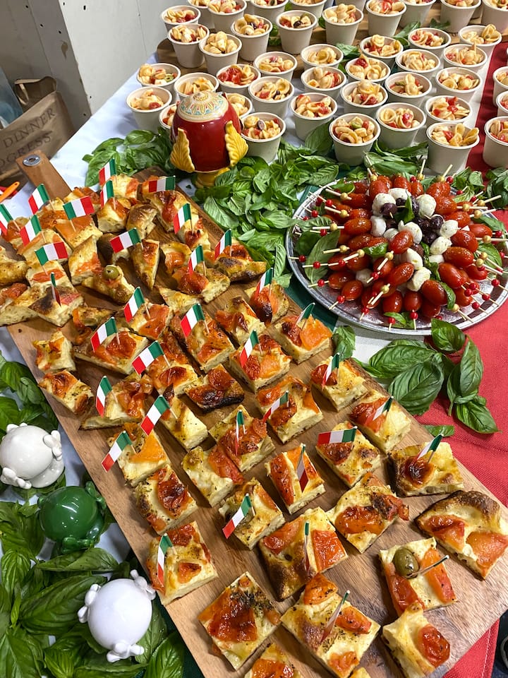 Wholesome, Organic Italian Catering By Luna