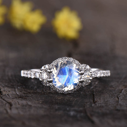 14K/18K Vintage Round Moonstone Diamond Engagement Ring Three Stone