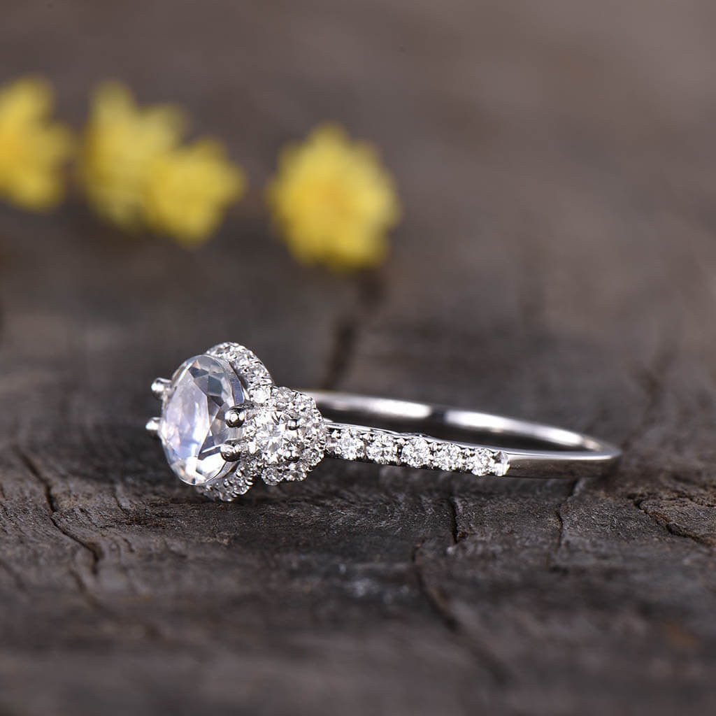 14K/18K Vintage Round Moonstone Diamond Engagement Ring Three Stone