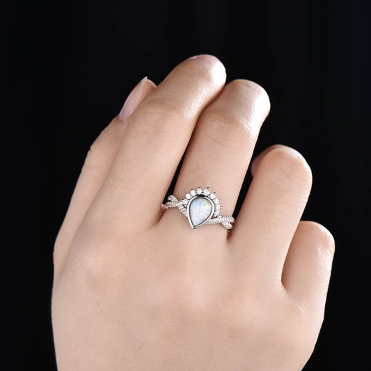 14K/18K Vintage Pear Shaped Lab White Engagement Ring Twisted Band Engagement Ring