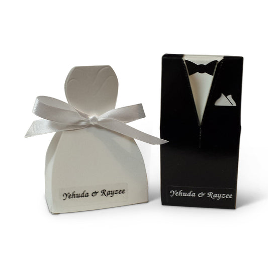 Bride & Groom Favor Boxes With Optional Personalized Label
