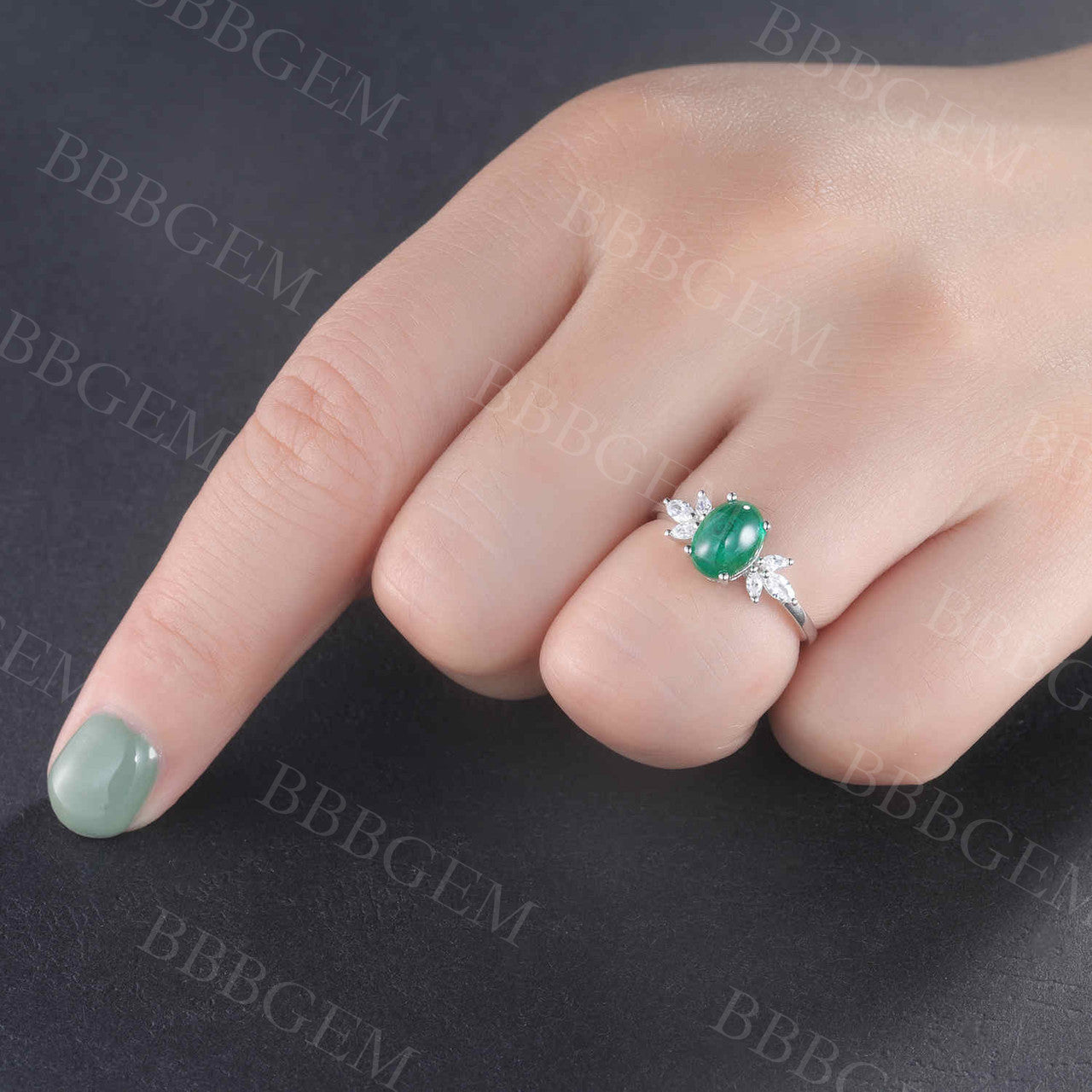 14K/18K Gold Fiorella Natural Emerald Diamond Ring