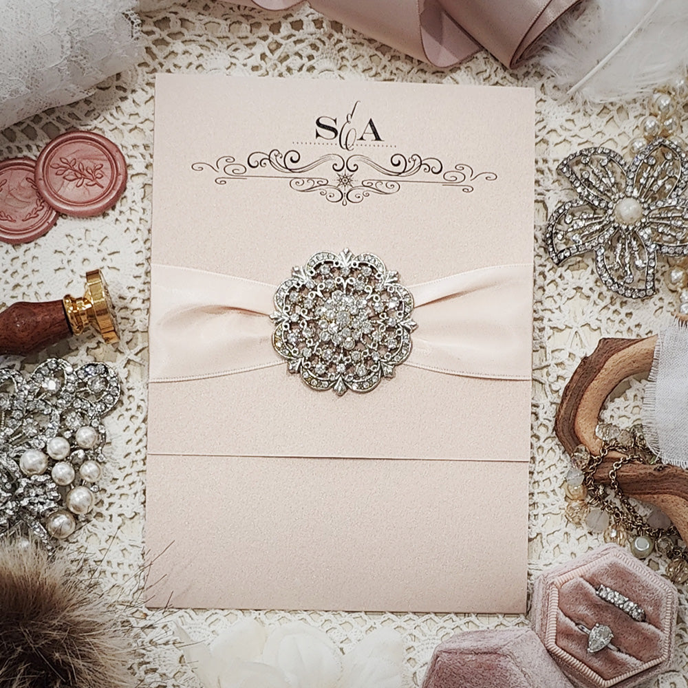 Brooch Wedding Invitation 3505