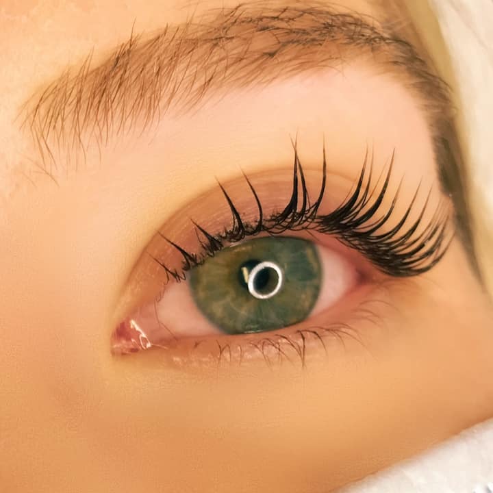 Lash Lifts And Extensions By Lily
