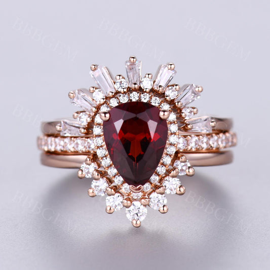 3pcs Pear Garnet Vintage Engagement Ring Wedding Set 1.2 Carat Dimond Band