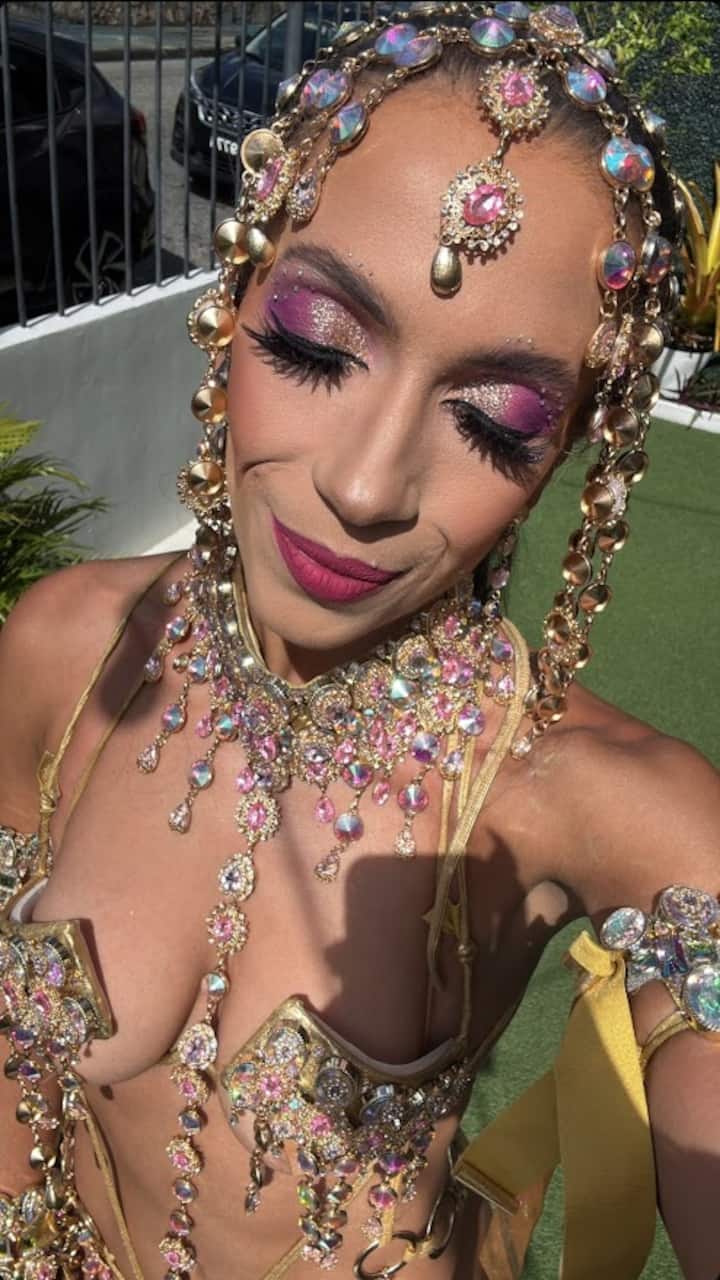 Glamorous Makeup By Julie