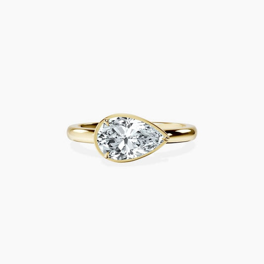 Daphne Pear Ring