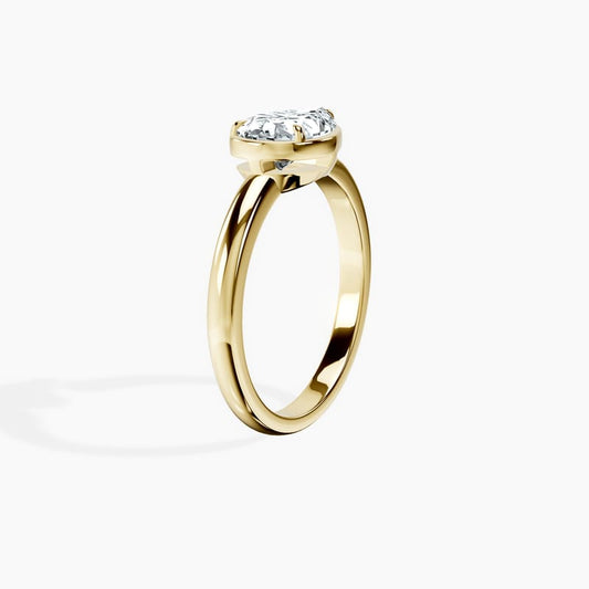 Daphne Pear Ring