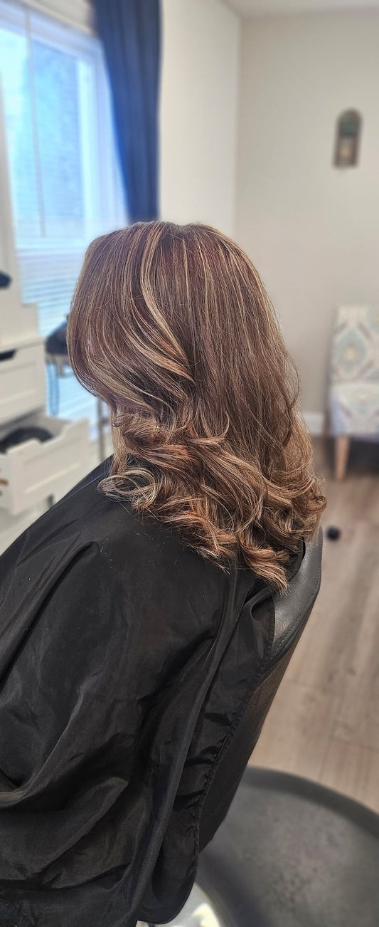 Read Richardson Salon 1704