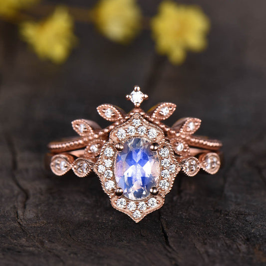 14K/18K Gold Oval Cut Vintage Moonstone Diamond Halo Engagement Ring Set