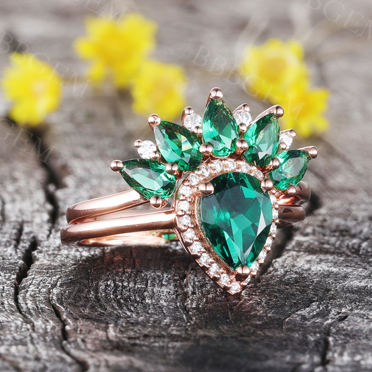 Halo Emerald Engagement Ring Set Pear Cut Emerald Diamond Cluster Ring Rose Gold Bridal Set