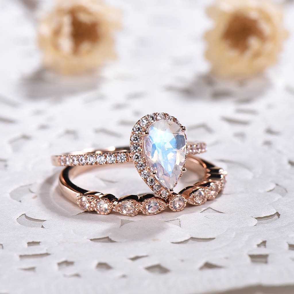 14K/18K Gold Pear Shaped Moonstone Diamond Halo Engagement Ring Set