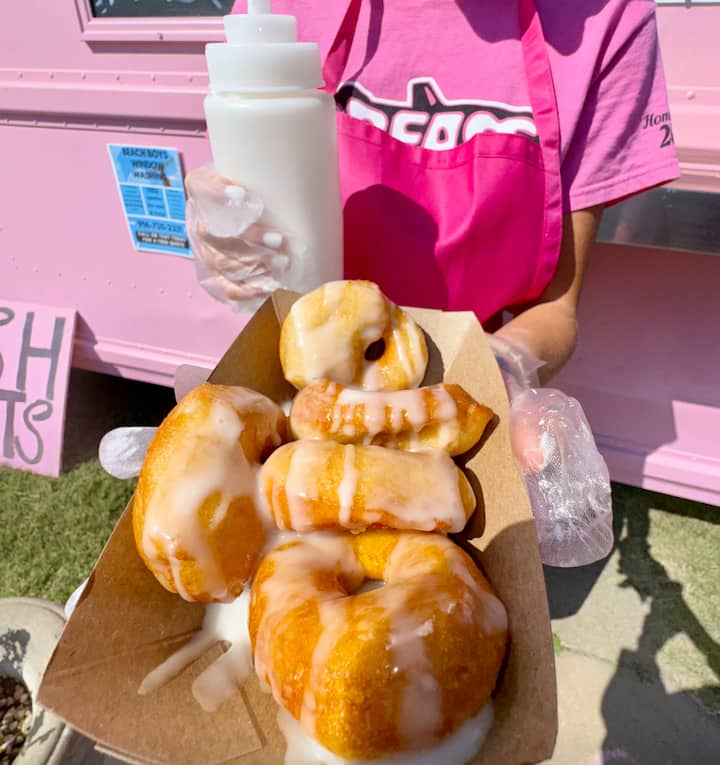 Zo'S Mini Donuts - Hot & Fresh