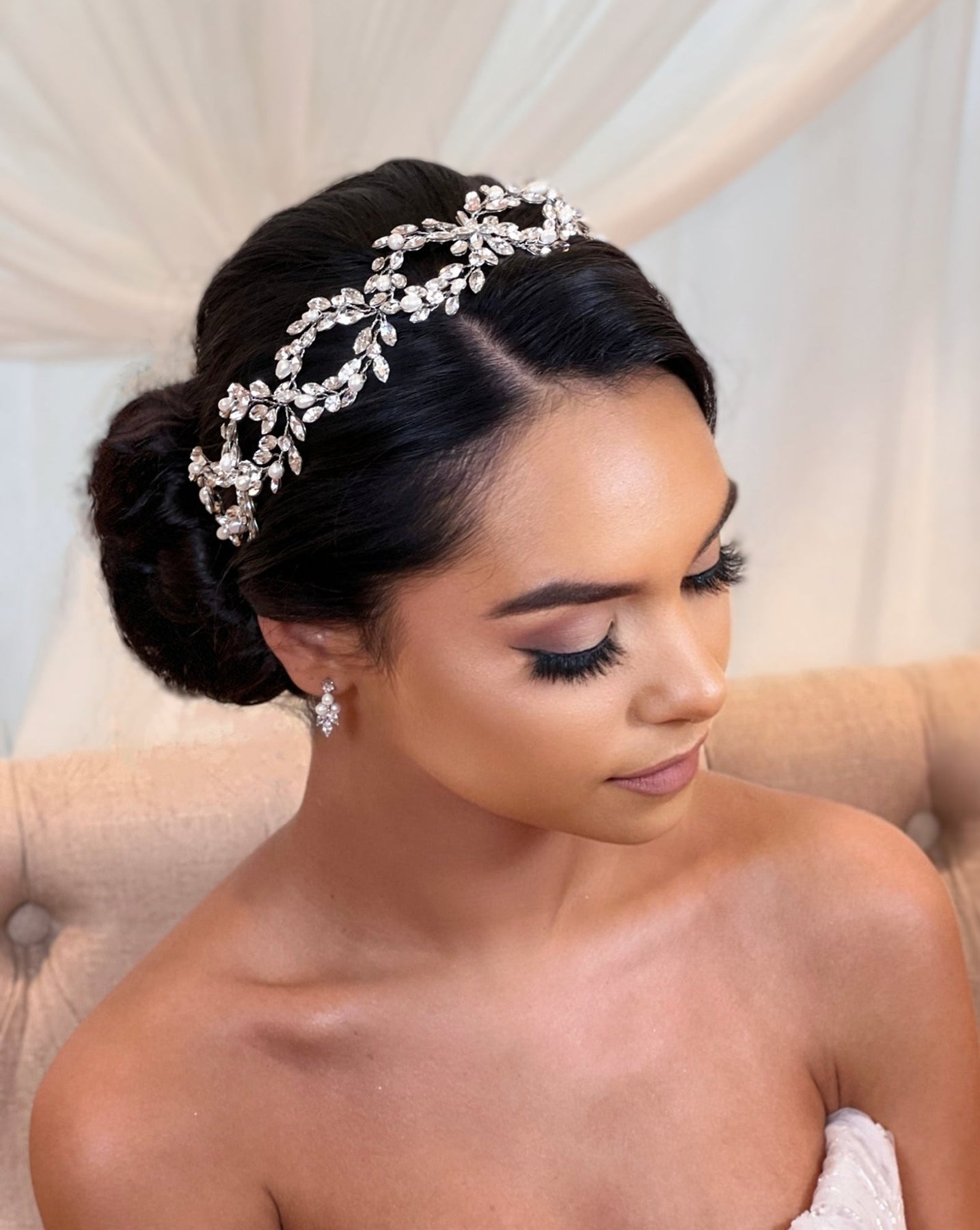 Classic Pearl And Crystal Looping Vine Style No. 242644