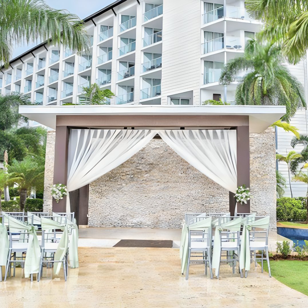 Royalton Blue Waters Destination Wedding Package