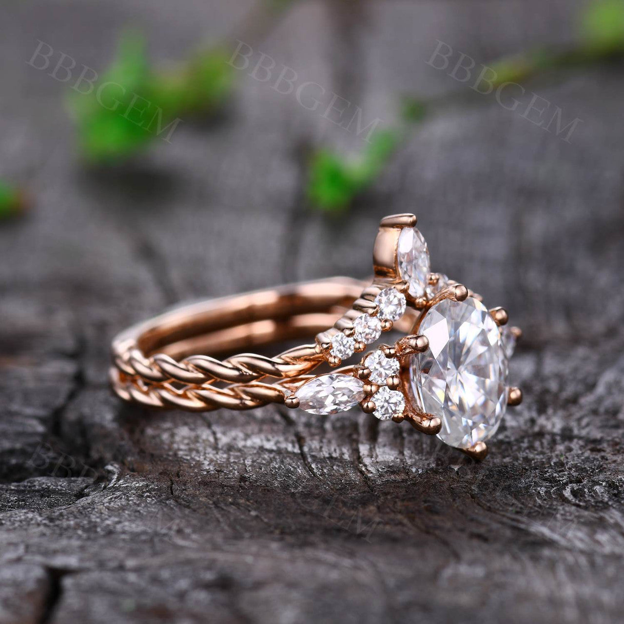 1.5CT Oval Cut Moissanite Promise Ring Curved Moissanite Matching Band