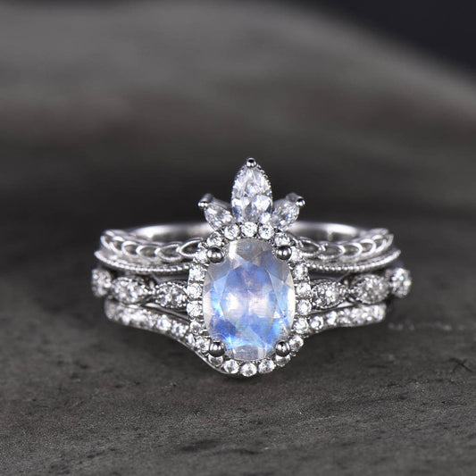 3pcs Oval Moonstone Halo Diamond Engagement Ring Set