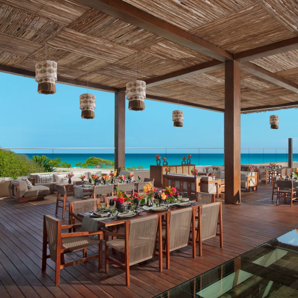 Hyatt Vivid Grand Island Destination Wedding Package