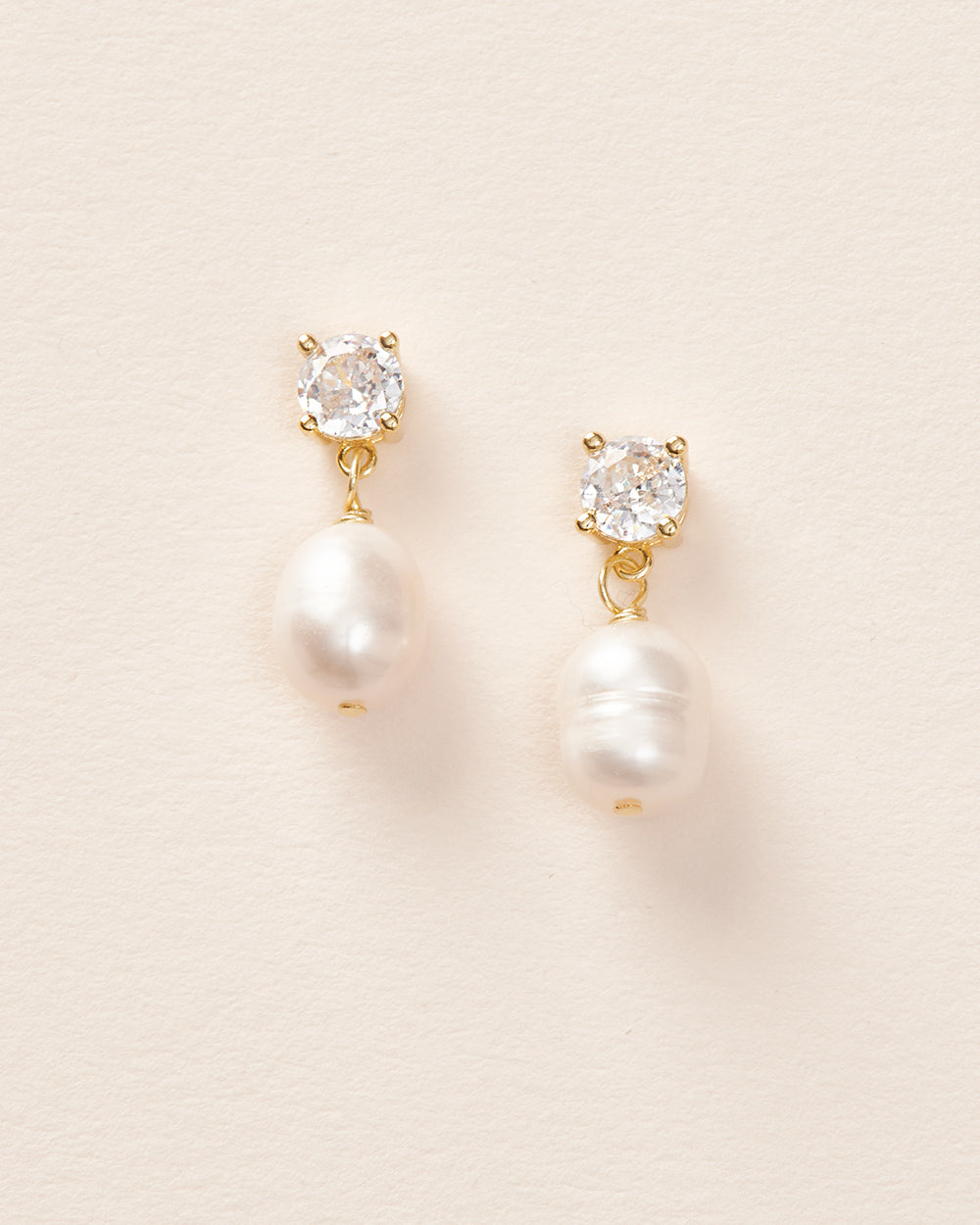 Isabella Pearl Earrings