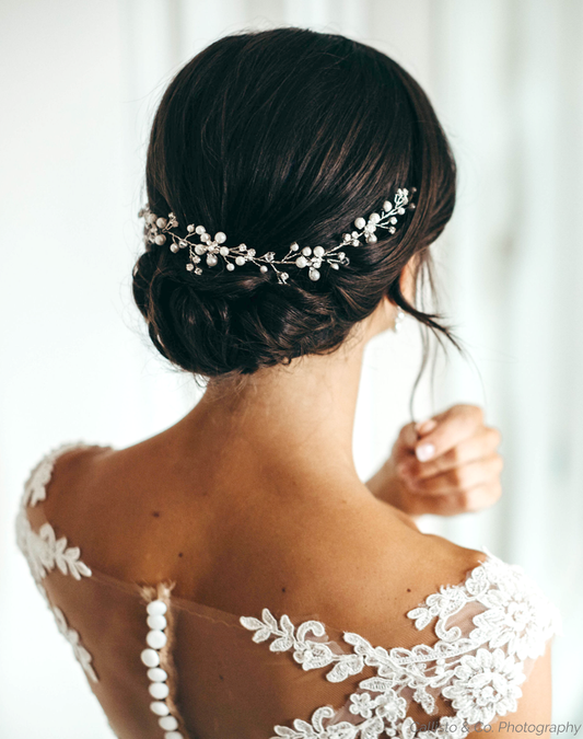 Pretty Floral Hair Vine