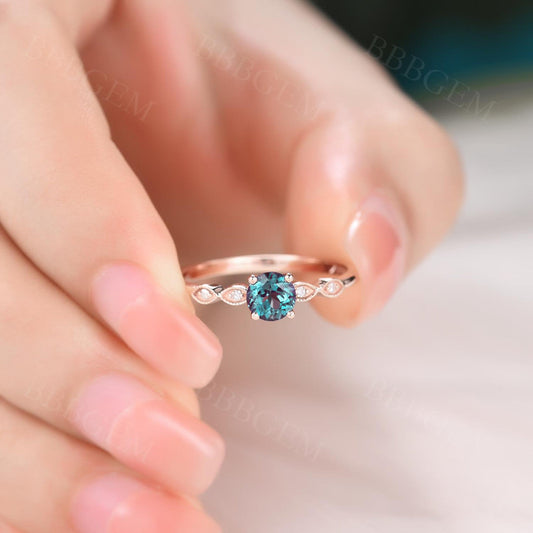 14K/18K Gold Classic RST Alexandrite Diamond Engagement Ring