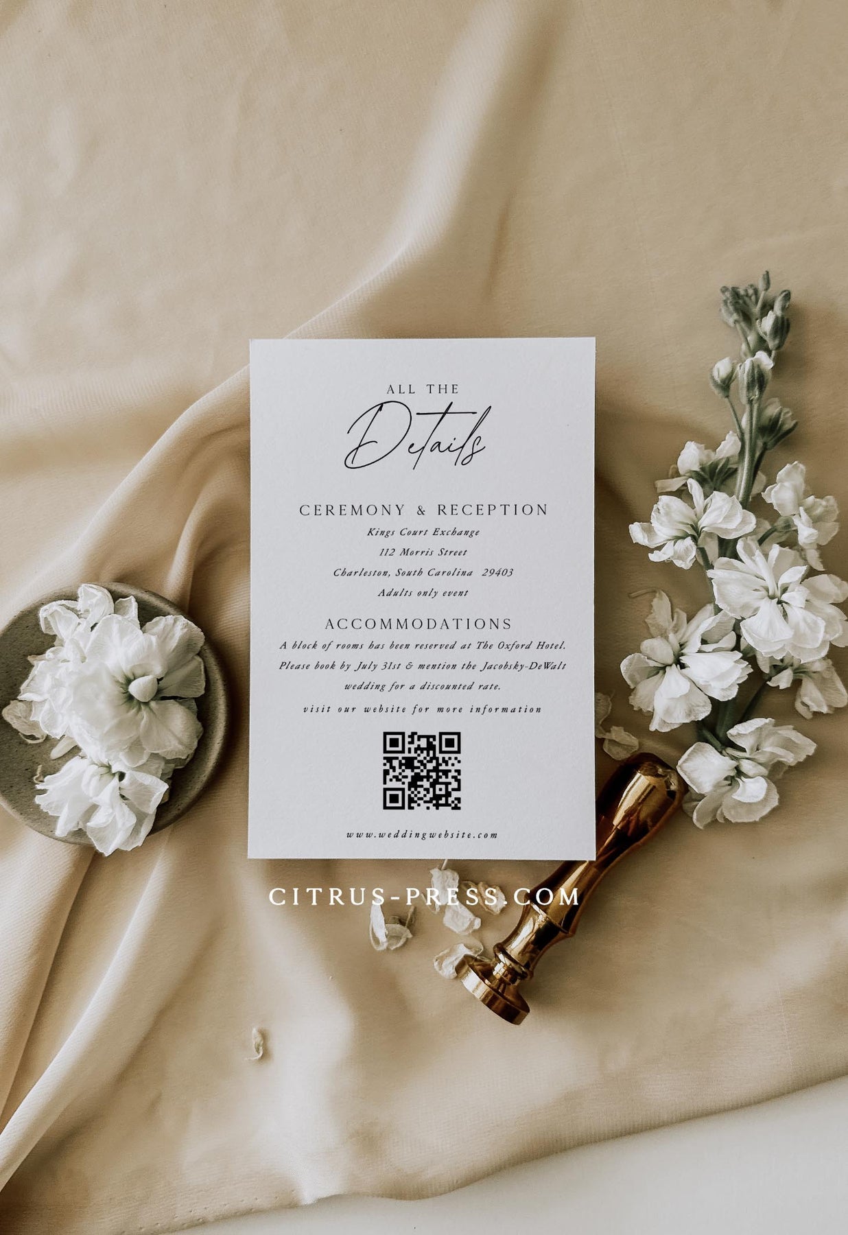 Minimalist Wedding Enclosure Card | Jenn
