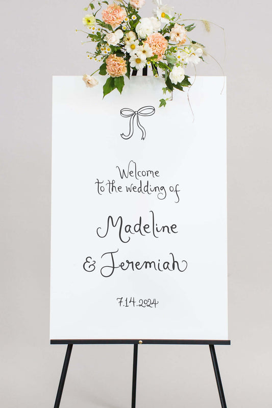Acrylic Wedding Welcome Sign | The Madeline