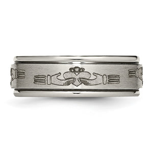 Titanium Laser Etched Claddagh Grooved Edge Standard Fit Band