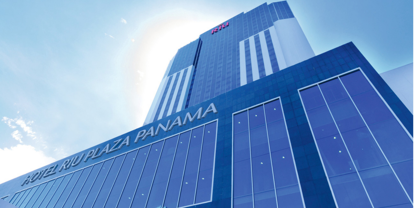 Hotel Riu Plaza Panama Destination Wedding Package