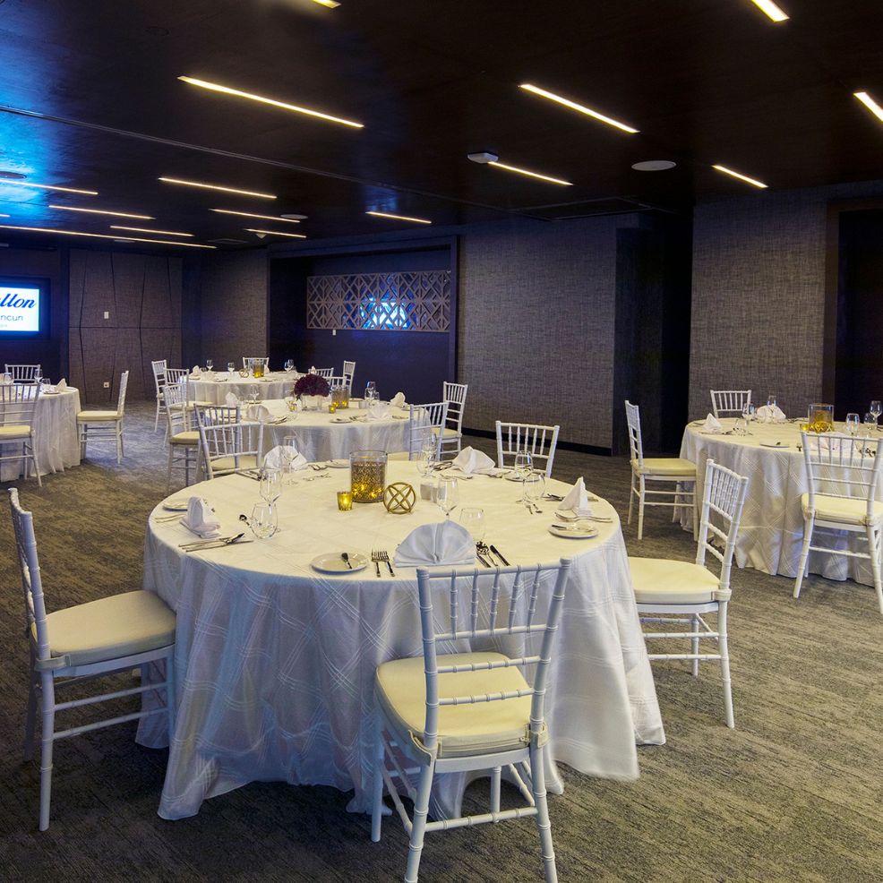 Royalton CHIC Suites Cancun Destination Wedding Package