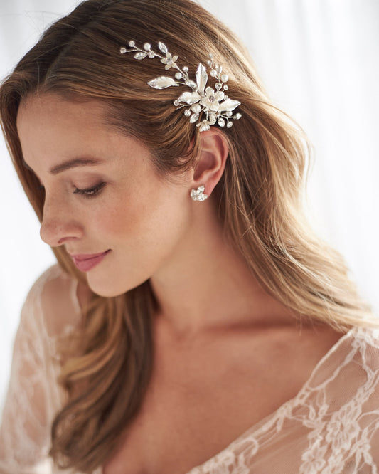 Petite Pearl & Floral Hair Clip