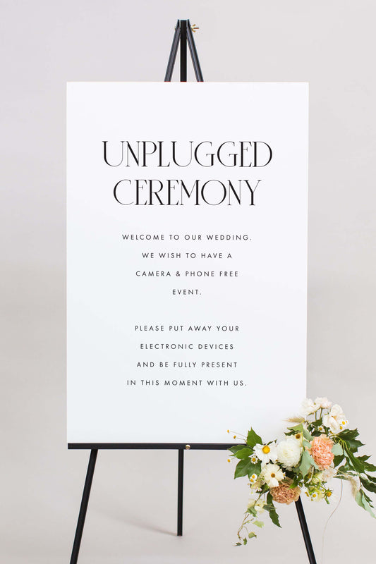 Gatorboard Welcome To Our Unplugged Wedding | The Brittany