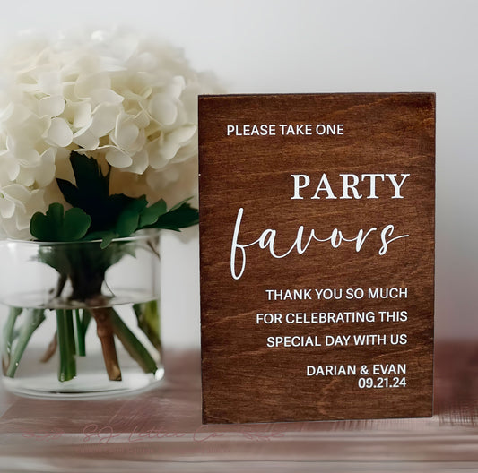 Wooden Wedding Cards & Gi...