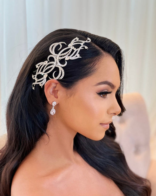 Elegant Crystal Swirl Comb Style No. 242634