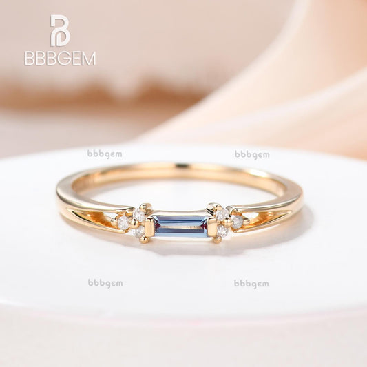 14k/18k Baguette Cut Alexandrite Engagement Ring Vintage