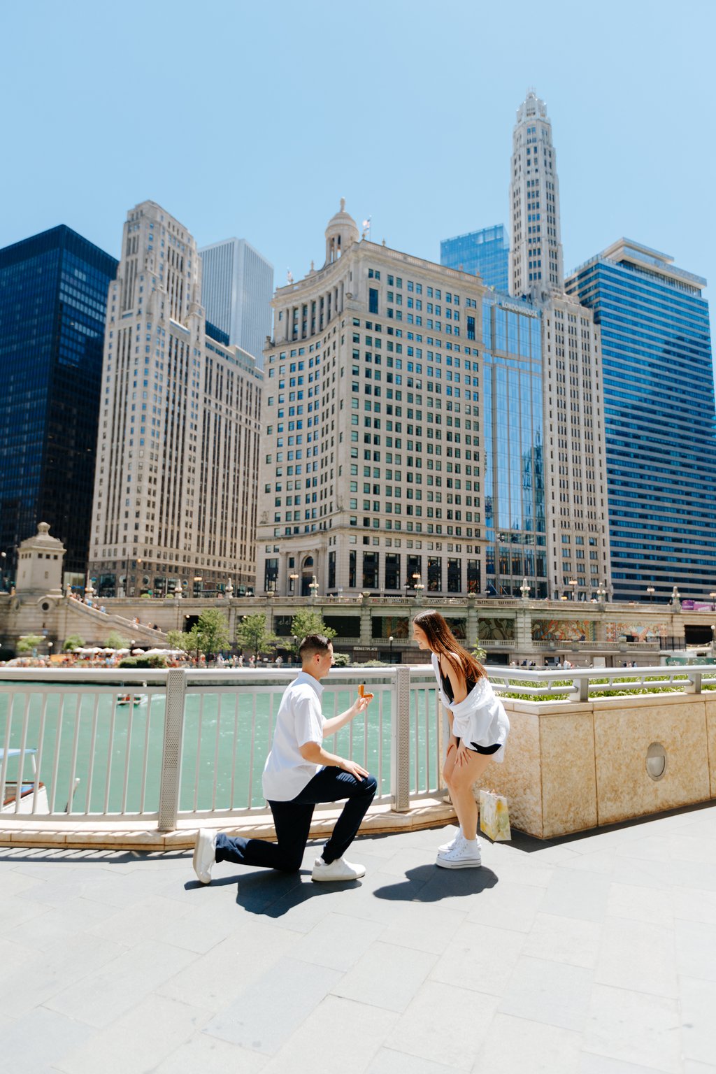 Amanda in Chicago: Proposal / Engagement Photography