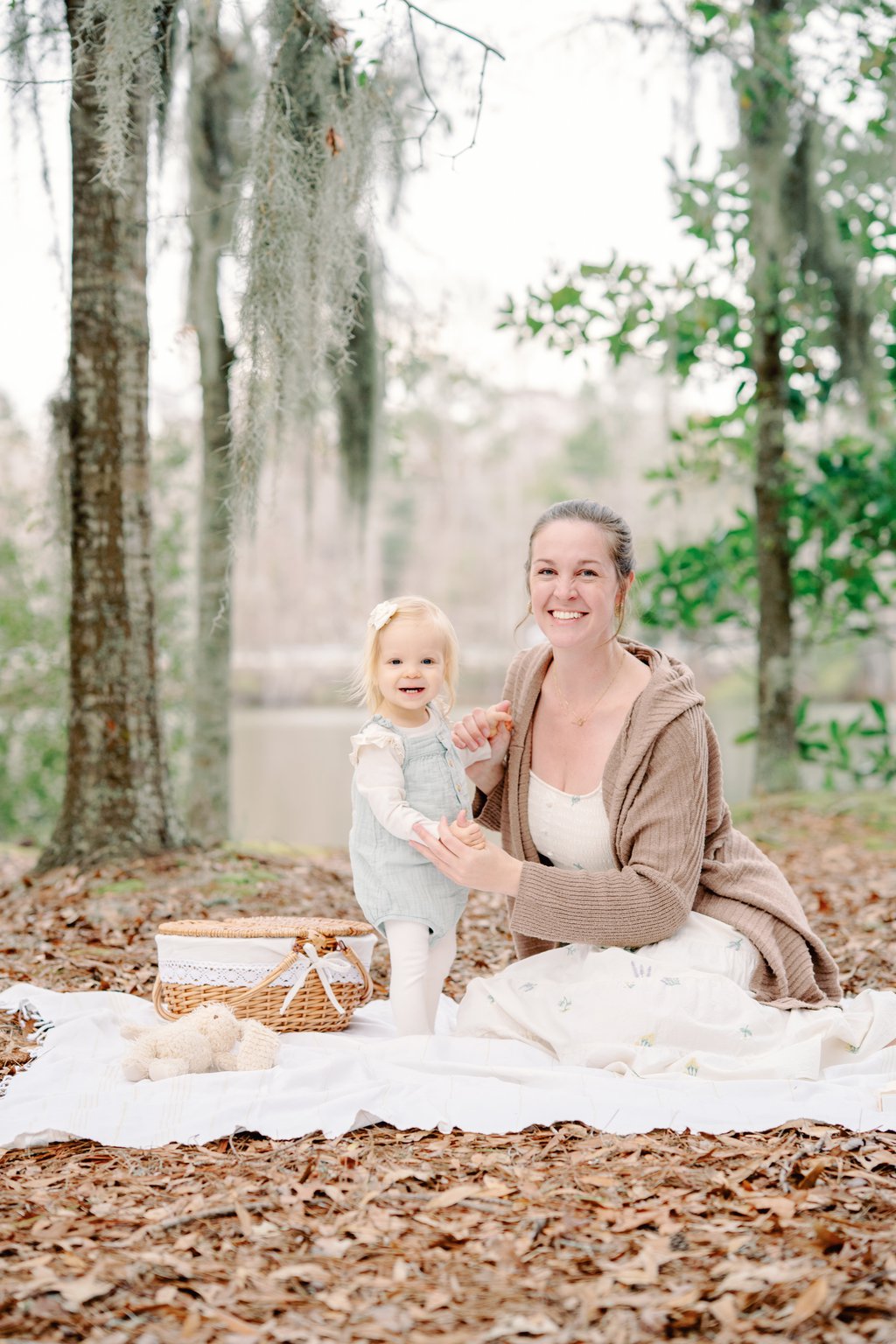 Amy in Charleston: Proposal / Engagement Photography