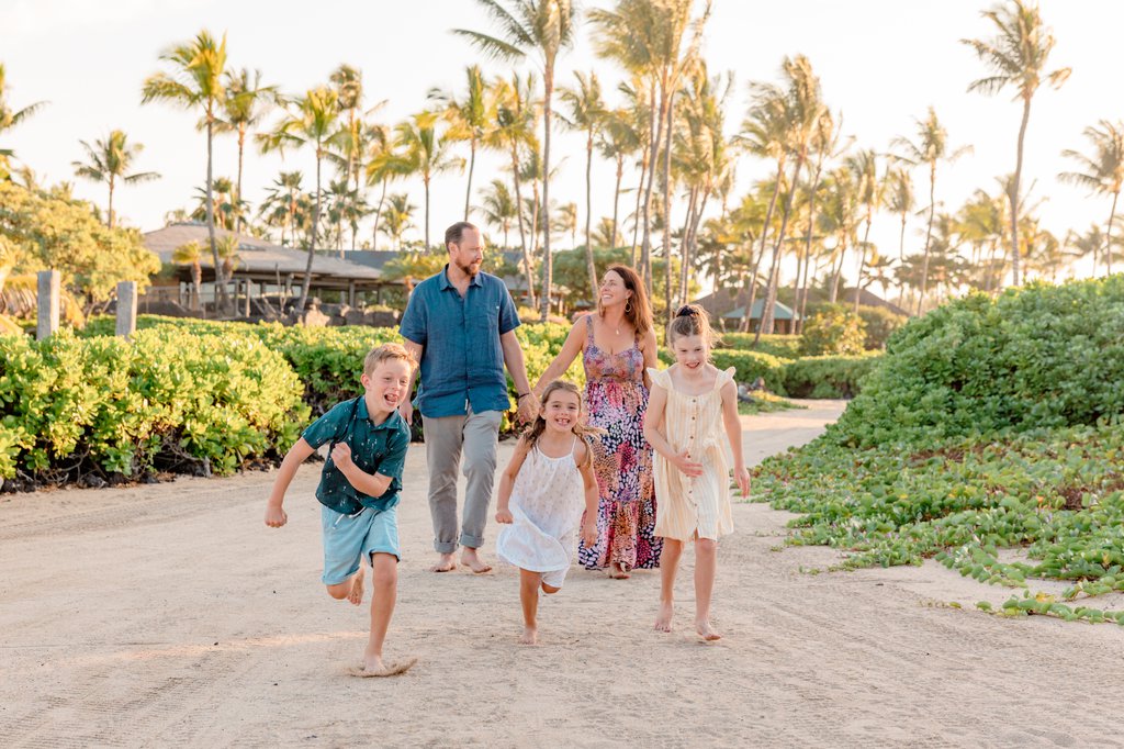 Aubrey in Kona: Proposal / Engagement Photography