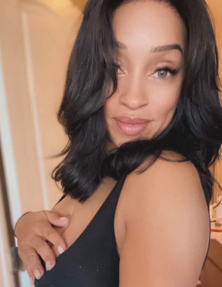 Hairapy By Caris Elle