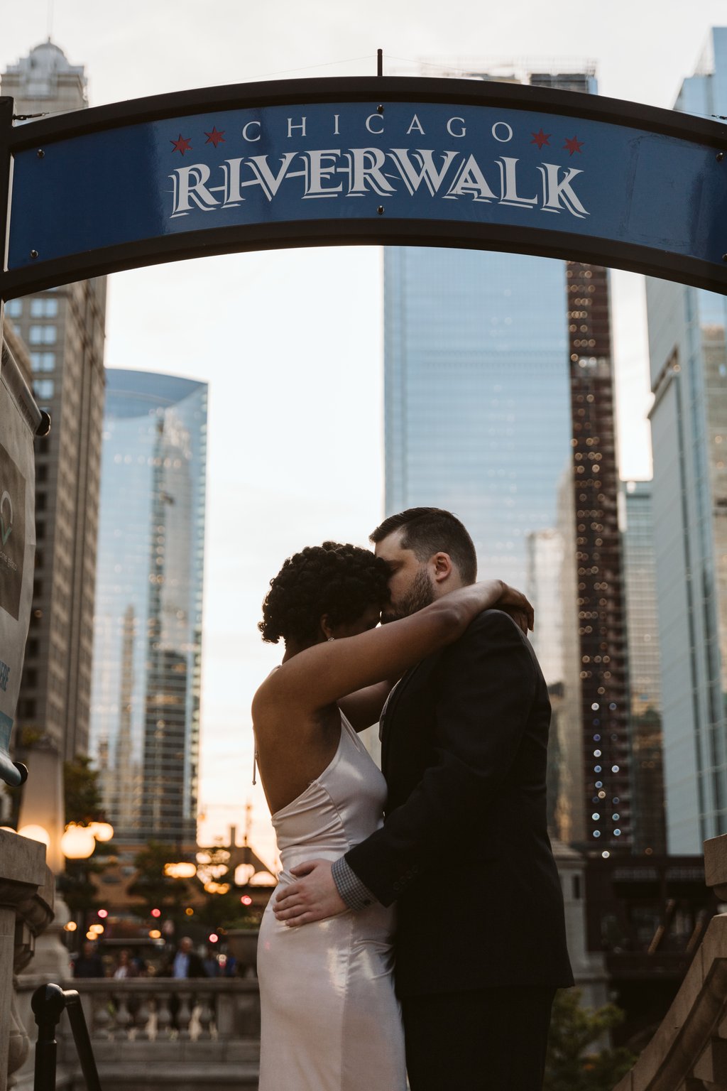 Brandon in Chicago: Proposal / Engagement Photography