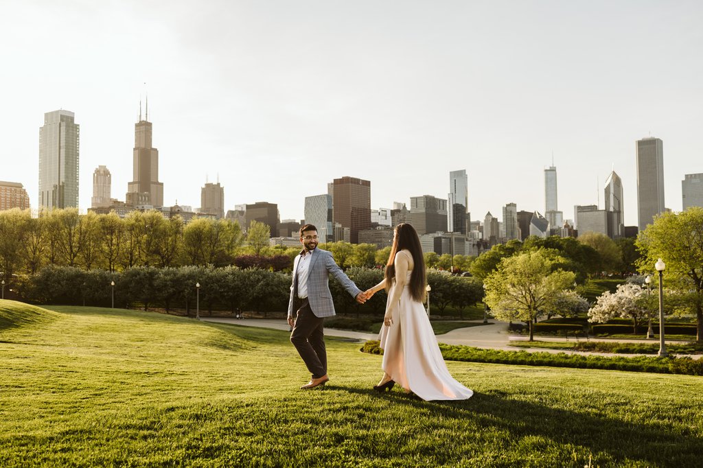 Brandon in Chicago: Proposal / Engagement Photography