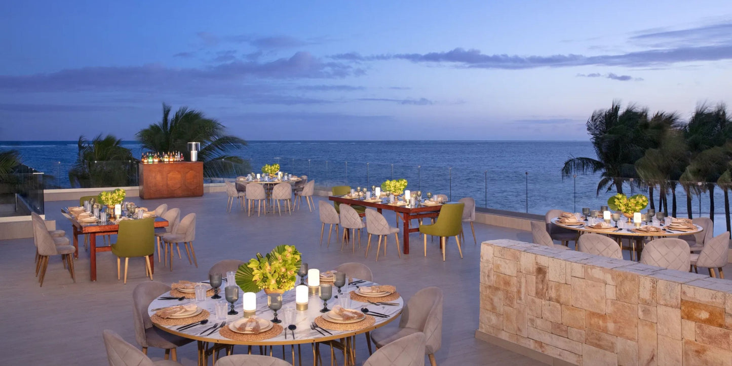 Breathless Riviera Cancún Resort and Spa Destination Wedding Package