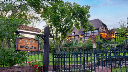 Craftwood Peak Wedding Package