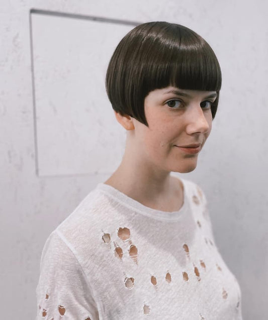 A Luxe Haircut At Minor Rose By Bradley