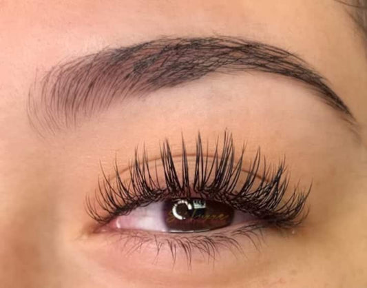 Luxury Lashes And Brows By Simone