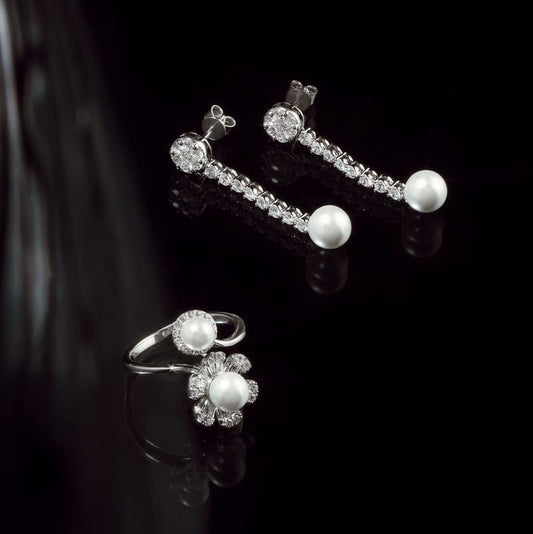 Dangling Diamond & Pearl Earrings
