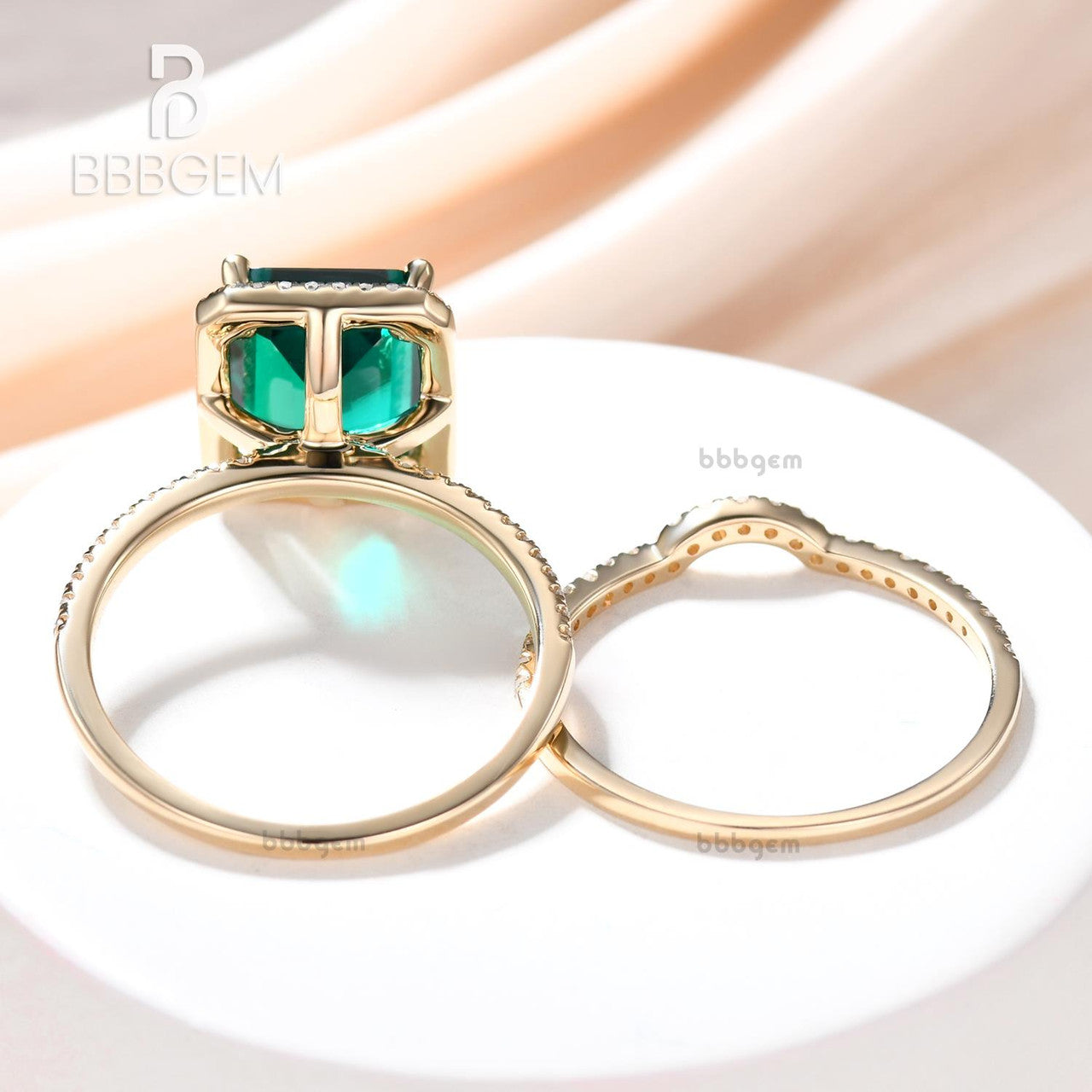 2.6 Carat Emerald Cut Emerald Wedding Set Diamond Bridal Ring 14k Rose Gold Curved Thin Eternity Band