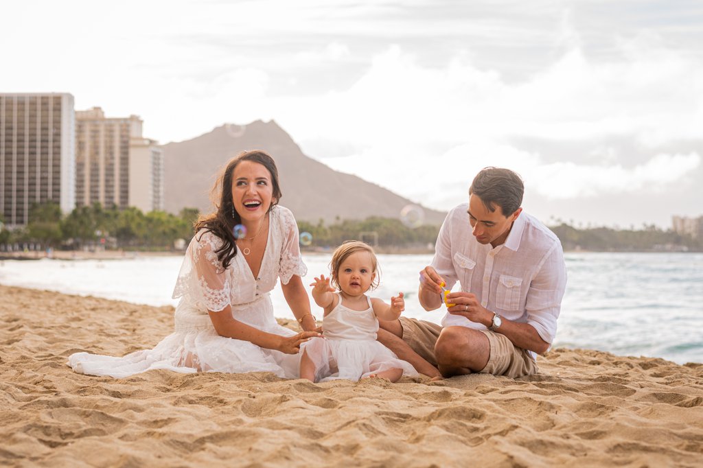 Enzo in Honolulu: Proposal / Engagement Photography