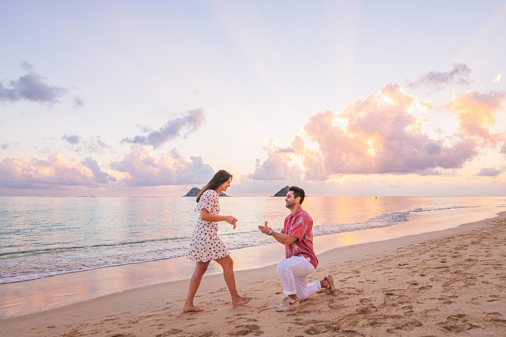 Enzo in Honolulu: Proposal / Engagement Photography
