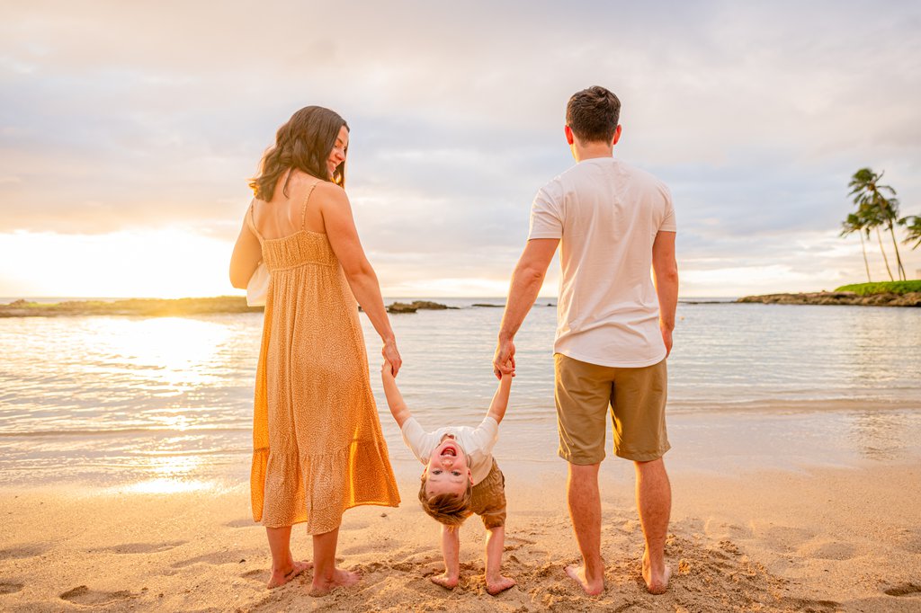 Enzo in Honolulu: Proposal / Engagement Photography